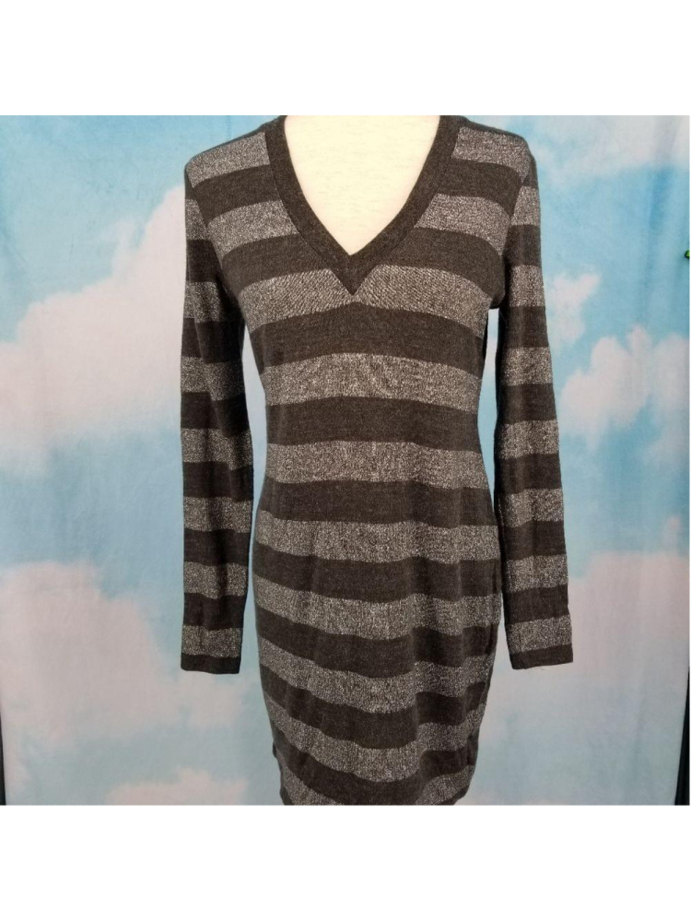 Michael Kors Metallic Striped Sweater Dress Medium Silver Gray V Neck Mini